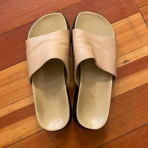 🍓3/$20🍓 Leather Tan Slide Sandals